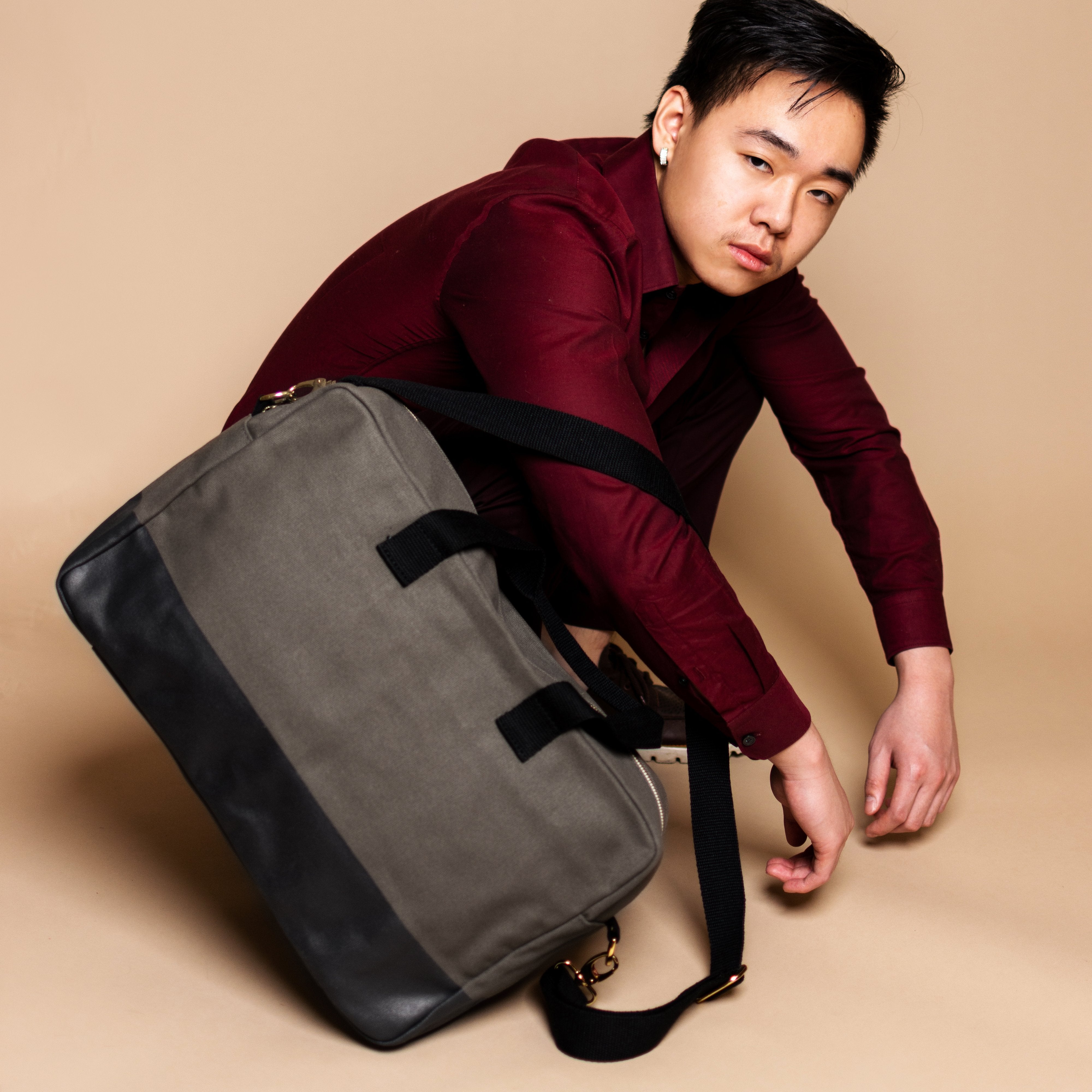 Color Block Duffle - Gray - Tag&Crew