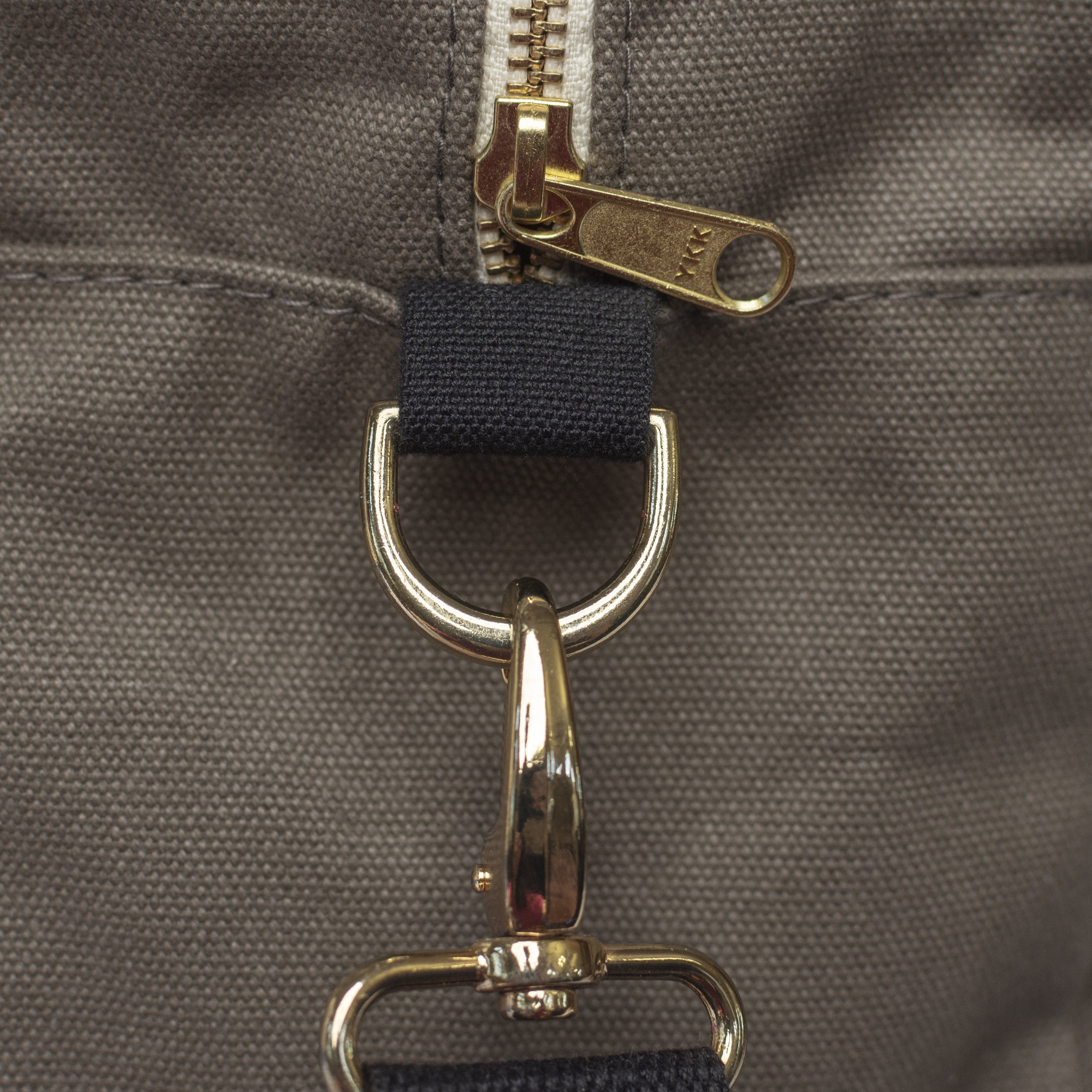 Color Block Duffle - Gray - Tag&Crew