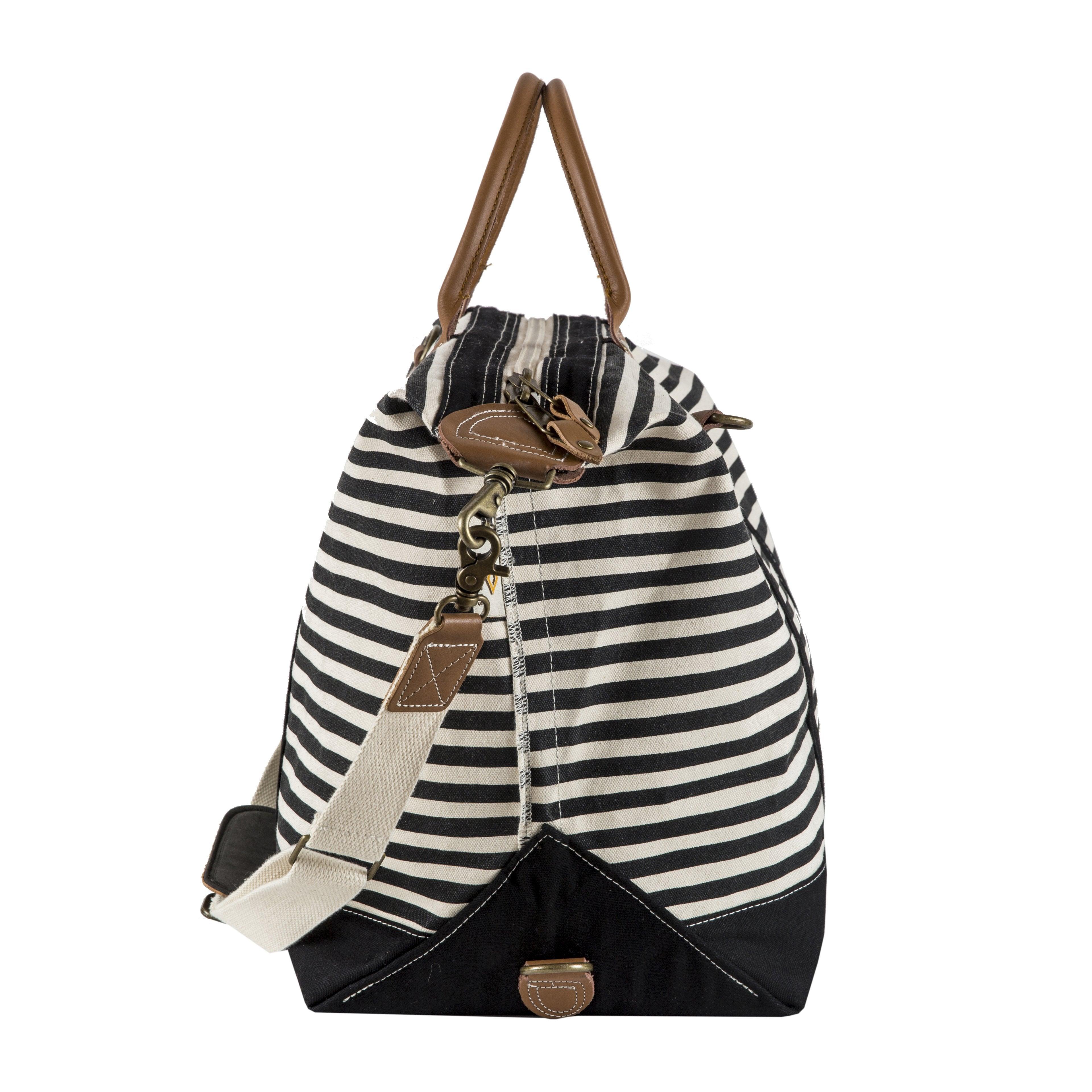 Signature Duffle Stripe - Tag&Crew