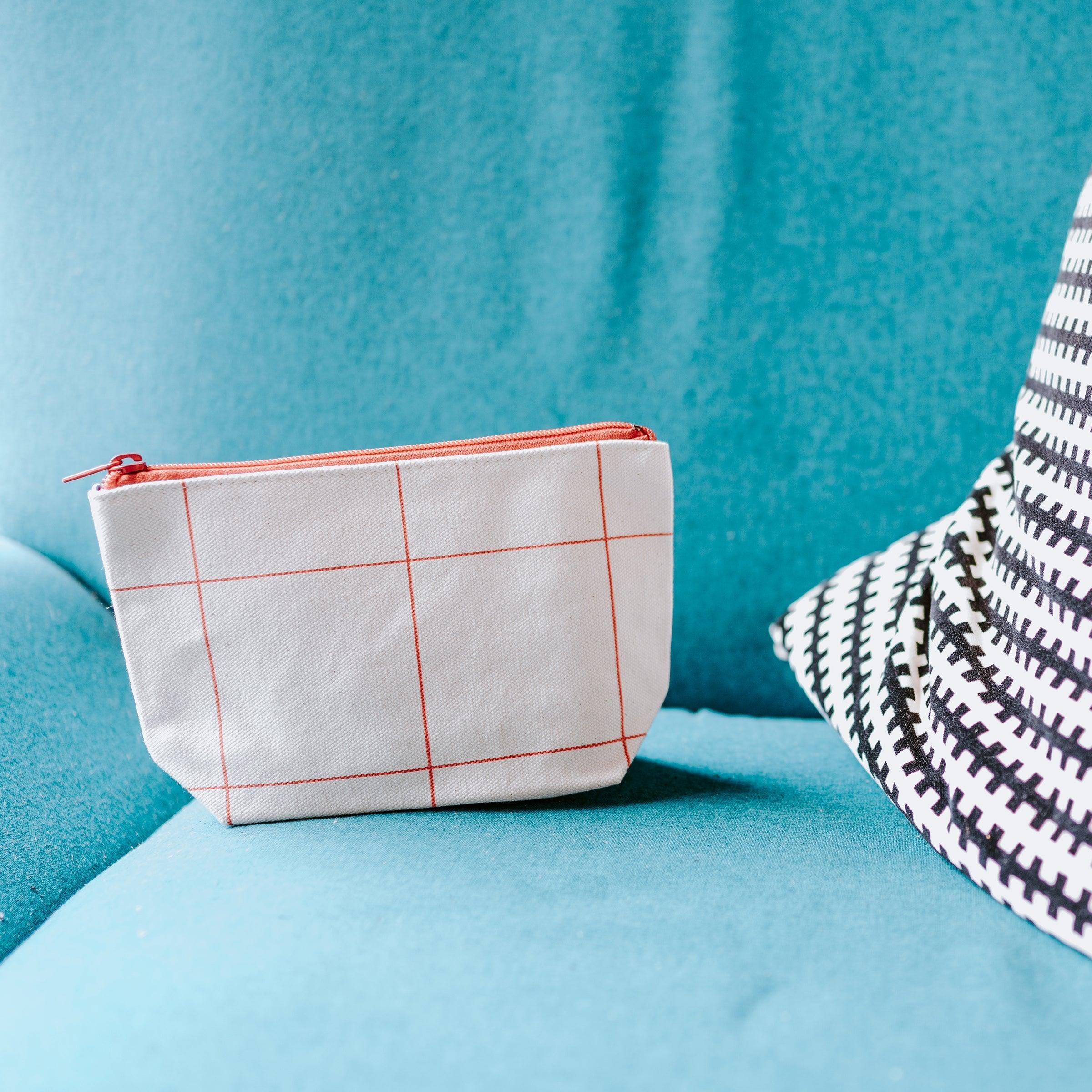 Hudson Pouch Wide Windowpane Plaid Tag&Crew 