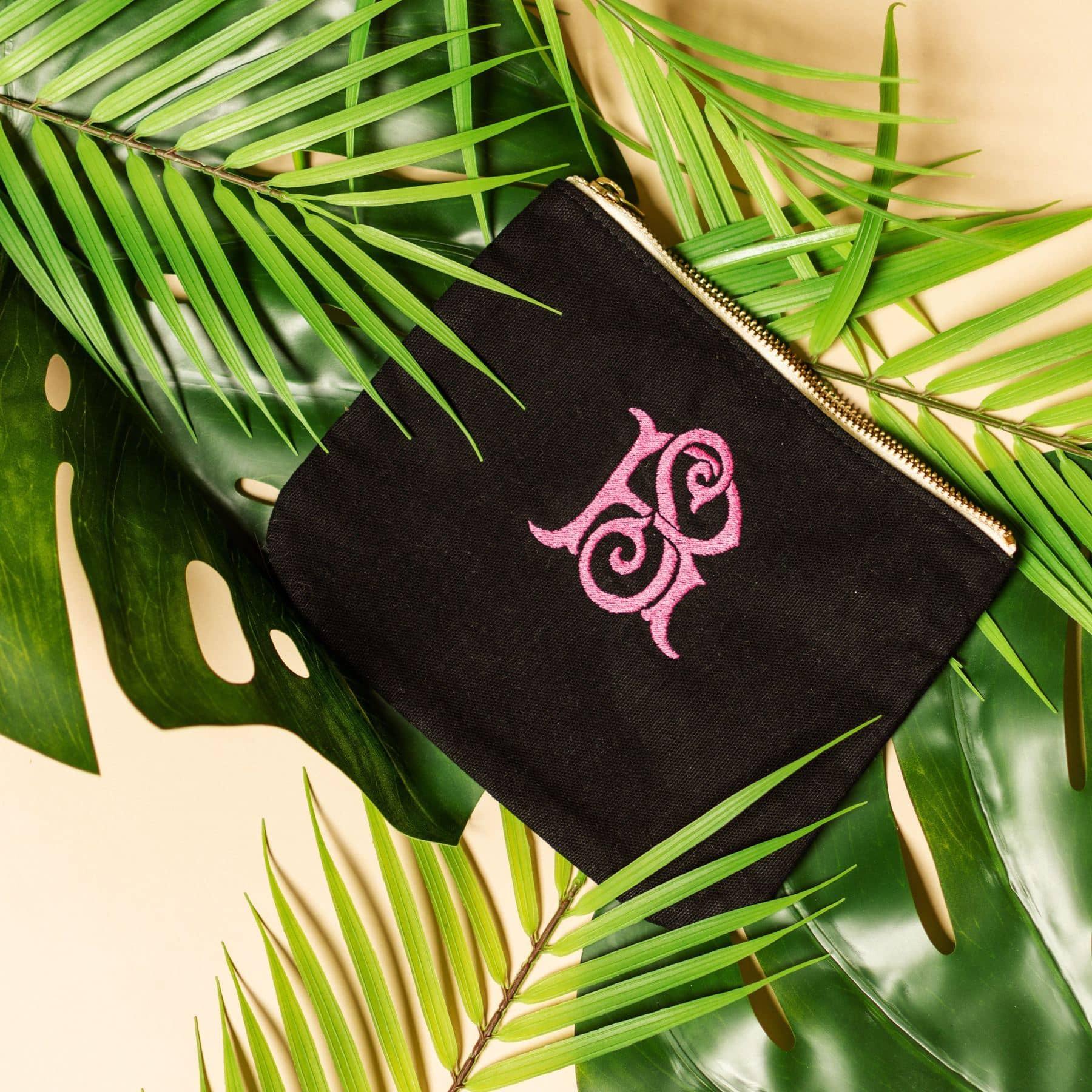 Travel Pouch - Tag&Crew